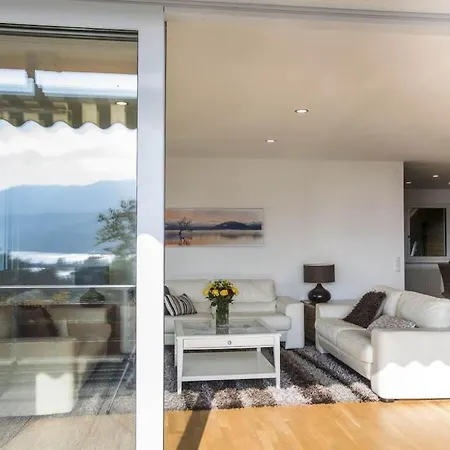 Semesterbostad Comfortable